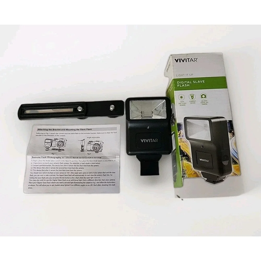 VTG Vivitar Light it Up Digital Slave Flash +Hot Shoe Bracket V319AF-NOC In Box